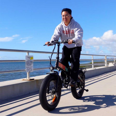 Image of Freego eFlex Raptor E1 Shimano 7-Speed Foldable Fat Tire City Electric Bike
