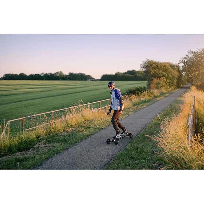Exway Exway Atlas Pro Electric Skateboard — Renewable Outdoors