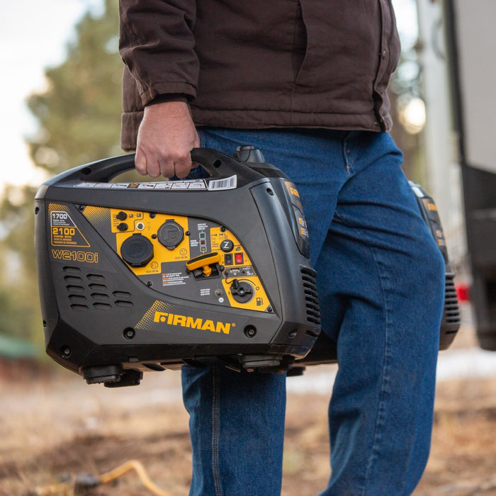 Firman W01784 30 Amp 1700W/2150W Recoil Start Gas Inverter Generator New