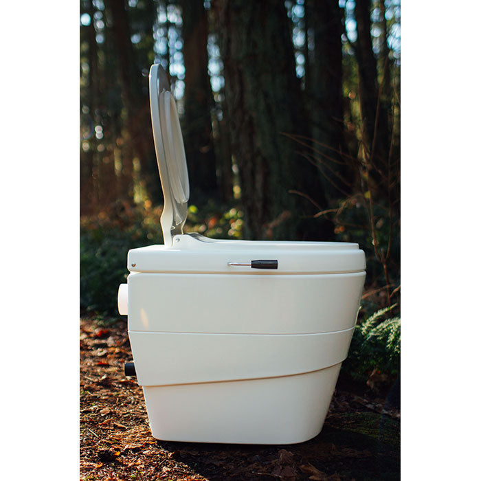 ThinkTank Waterless Composting Toilet